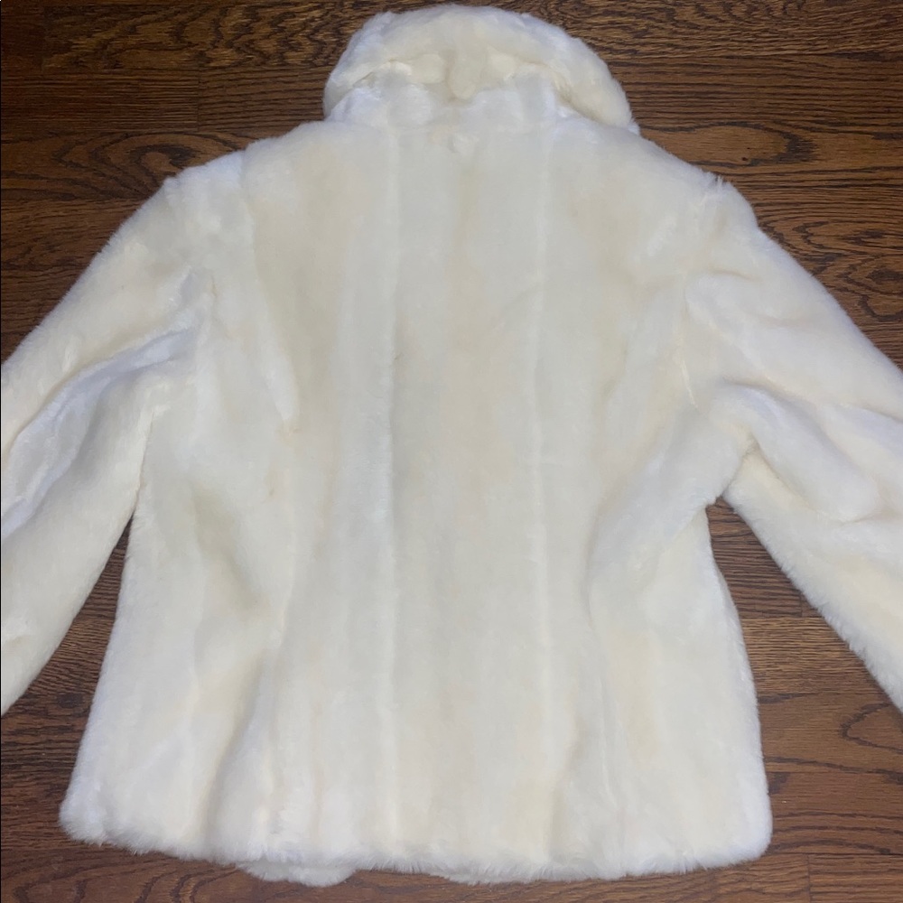 Mossimo Luxurious teddy jacket - image 9